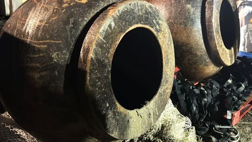 Două vase mari destinate alimentelor, din epoca romană, recuperate de pe fundalul marin în zona Golfului Gaeta, în Italia