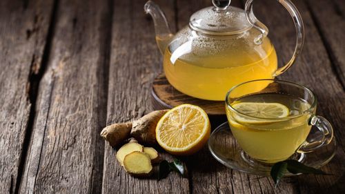 Când este cel mai bine să bei ceai de ghimbir  / Studiile arată că băutura stimulează metabolismul și are efecte asupra digestiei, dacă e consumat corect