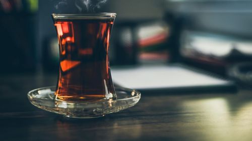 Nutriționiștii recomandă opt ceaiuri care îți pot menține mintea și corpul mai sănătoase/ Dacă bei frecvent aceste ceaiuri ți-ai putea crește imunitatea și reduce tensiunea, colesterolul și chiar greutatea corporală