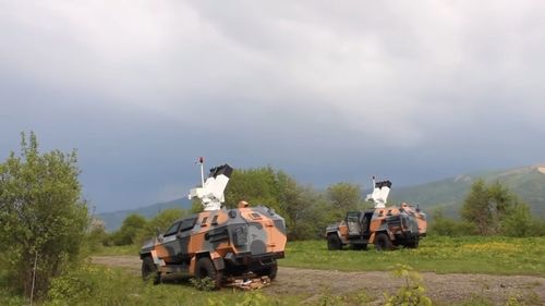 Zeci de fermieri din Vrancea au protestat împotriva sistemului antigrindină / Ei cer suspendarea lansărilor de rachete
