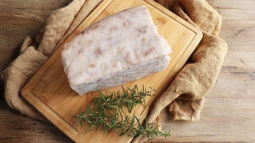 Untura este mai sănătoasă decât untul? Un dietetician afirmă că da/ Untura are mai puține grăsimi saturate și este o sursă de vitamina D