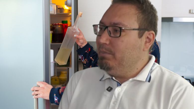 VIDEO | Testul frigiderului pentru uleiul de măsline. Geo Dobre, somelier, demontează unul dintre cele mai răspândite mituri: „Asta nu ne spune că este un ulei original sau nu”