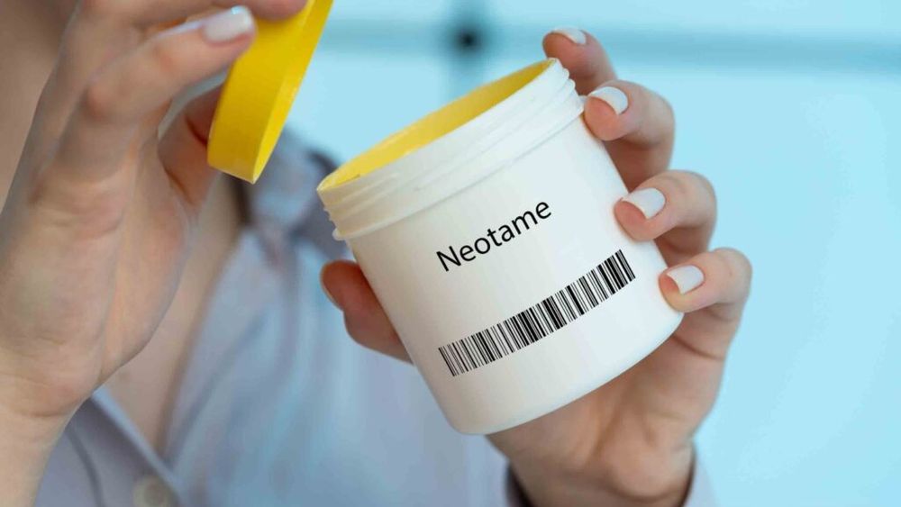 Studiu: Îndulcitorul neotam, folosit în prăjituri, gumă de mestecat și băuturi, poate deteriora peretele intestinal