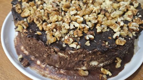 Ceva dulce | Transformă un desert banal într-un preparat festiv. Tort din compoziție de salam de biscuiți (VIDEO)