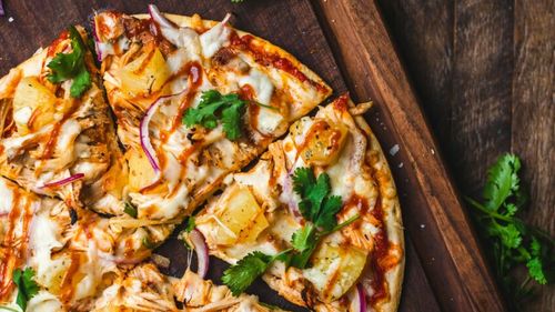 Unde găsești cea mai ieftină pizza din Europa. Cât s-au scumpit comenzile și cum își schimbă consumatorii preferințele