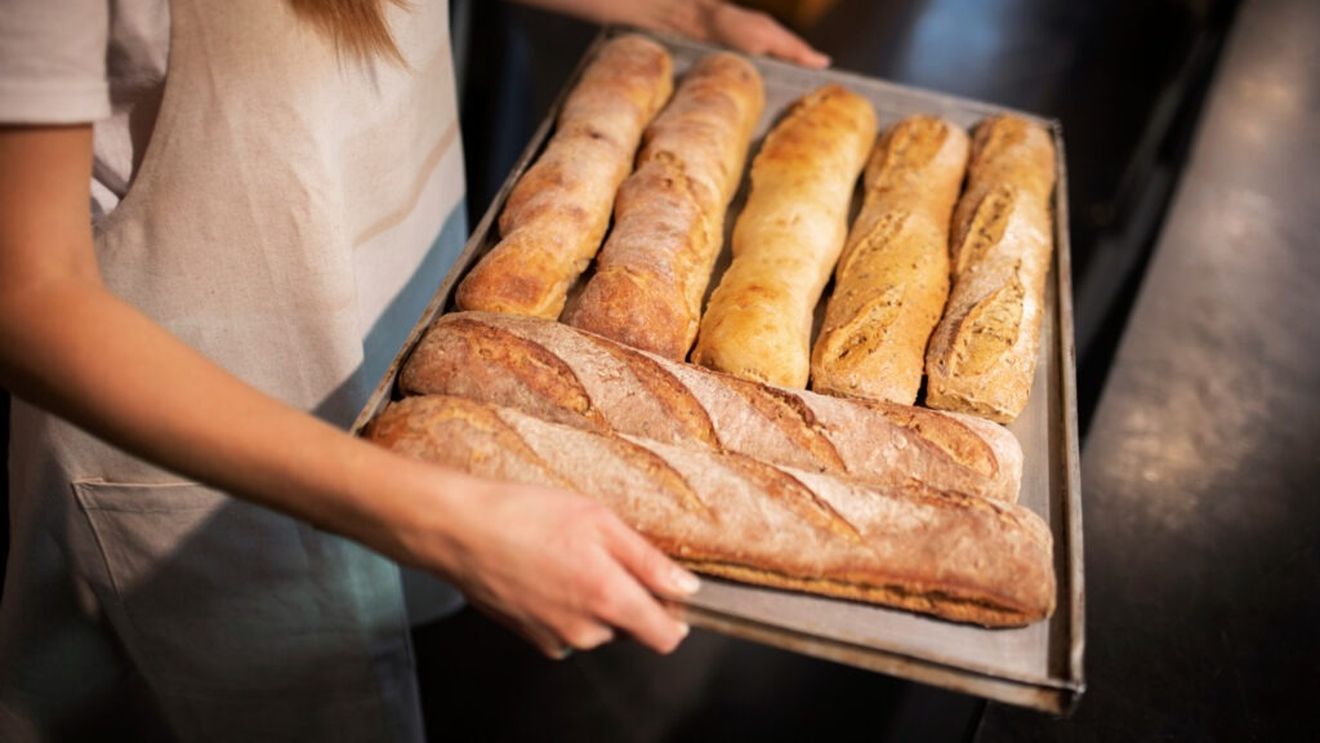 DSVSA Vaslui a amendat cu 10.000 de lei o unitate de panificație / Inspectorii au găsit spații murdare, echipamente ruginite, cu reziduuri de amidon