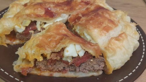 Rețetele Juanitei: Plăcințele în stil murcian cu carne de vacă