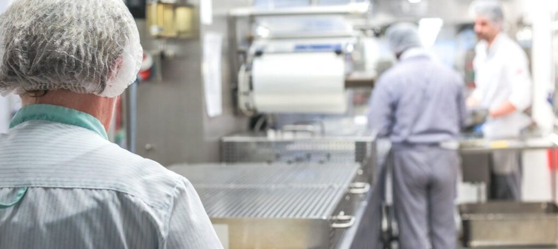 Inflația crește afacerile firmelor de catering. De ce spitalele și școlile renunță la cantinele proprii