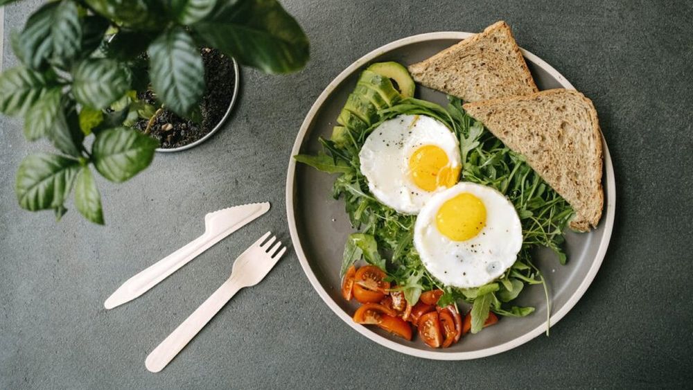 Tigaie ceramică sau acoperită cu ceramică? Diferențele dintre ele te vor ajuta să o alegi pe cea mai bună/„Nu conțin substanțe chimice dăunătoare”