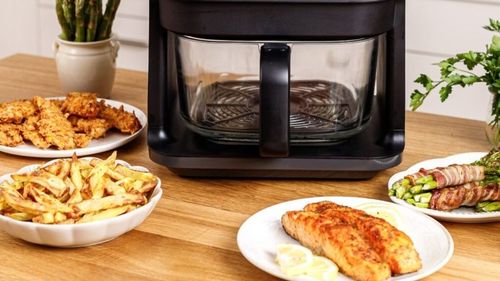Vrei să îți iei un airfryer, dar te temi că materialul din care este făcut nu e bun pentru sănătatea ta? Încearcă friteuzele cu aer cald din sticlă! Ce variante există pe piață și cât costă
