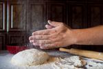 ABC în bucătărie | Trucul simplu care ajută aluatul să dospească mai repede, chiar și atunci când este frig în casă