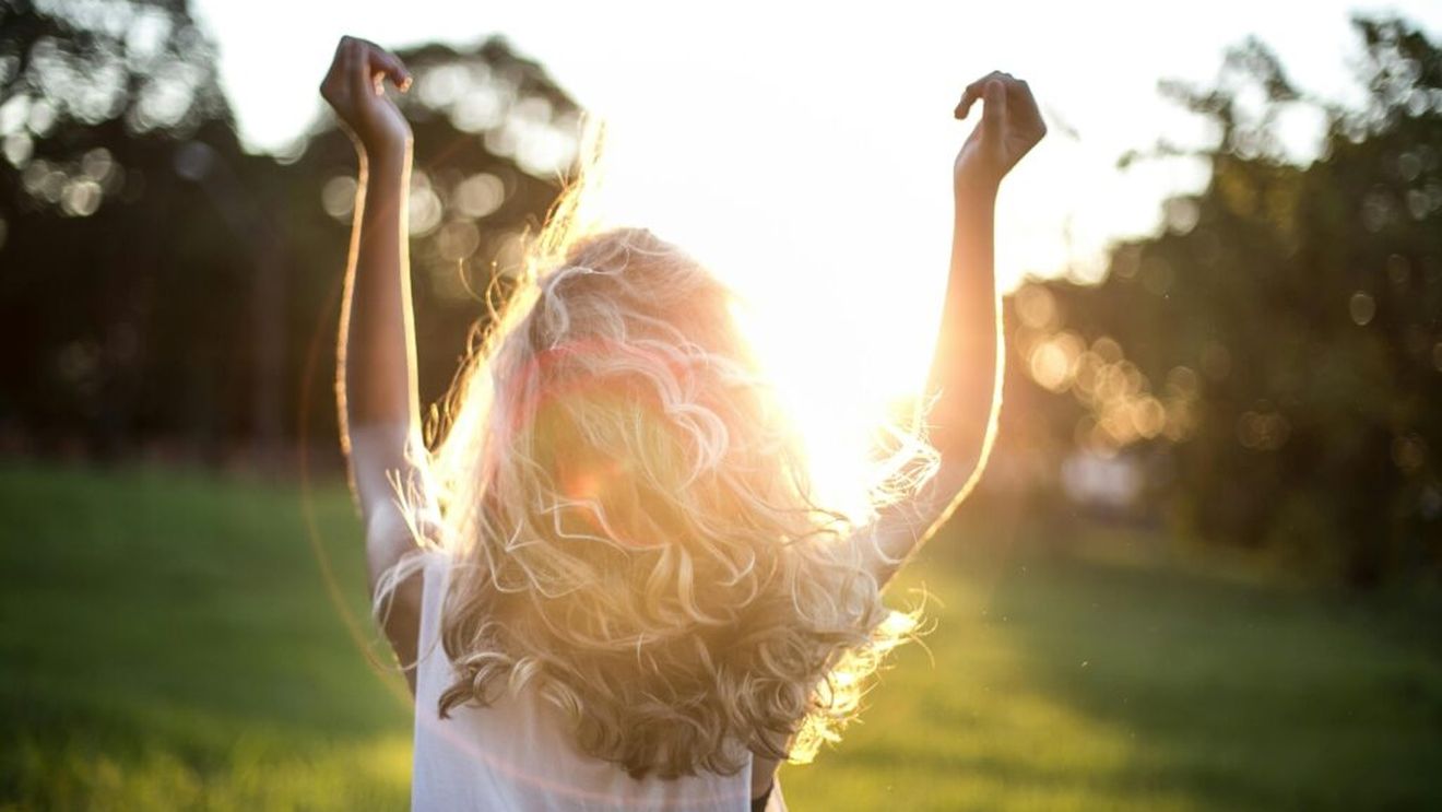 Cinci beneficii ale „vitaminei soarelui” / Nutriționiștii explică ce alimente să consumi pentru a-ți asigura un aport suficient de vitamina D și cum influențează aceasta sănătatea organismului