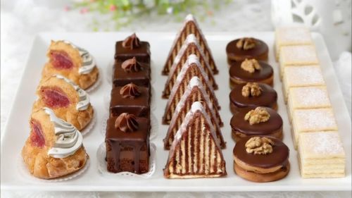 VIDEO | Rețetele Juanitei | Platou de prăjituri asortate/  Cinci bunătăți tradiționale preparate după rețete din caietul bunicii