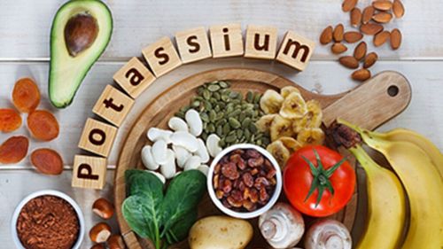 Cum să crești aportul de potasiul în alimentație, cinci metode simple care te vor ajuta / Micile schimbări care îți îmbunătățesc sănătatea