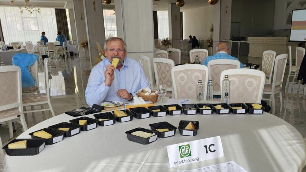 INTERVIU Marian Timofti, degustător autorizat: „Există în COR meseria de degustător și chiar cea de degustător de cafea, dar nu există Standarde Ocupaționale pentru ele, iar statul nu are specialiști să le întocmească” / La ce ne ajută aceste cursuri?