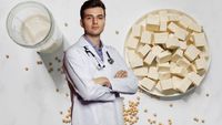 INTERVIU | Ce alimente trebuie evitate când ai probleme cu tiroida? Dr. Vlad Rădulescu: „Sunt mult mai puține alimente interzise decât sugerează internetul”