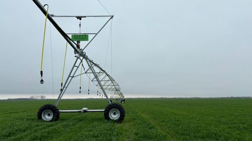 FOTO | Pivoturile pentru irigații, soluția tot mai căutată de fermieri în fața secetei prelungite