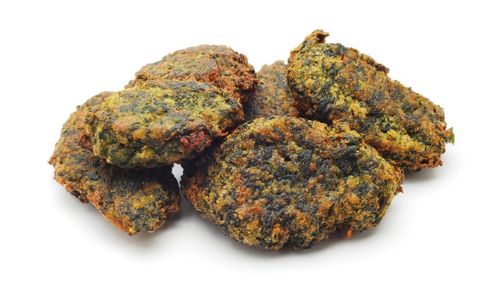 Euractiv: Comisia Europeană pregătește reguli pentru etichetarea produselor vegetale / Se mențin termenii „burger” și „steak” pentru alternativele vegetale, în ciuda presiunilor