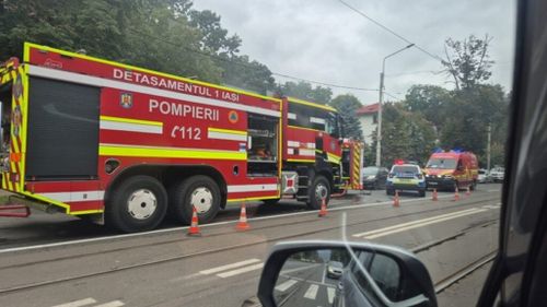 Incendiu la un restaurant din Iași / Focul a izbucnit la friteuze și a afectat o parte din acoperiș