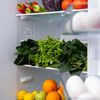 O nutriționistă dezvăluie cele cinci alimente pe care le are mereu în frigider / Sunt bogate în proteine și fibre, versatile și ușor de integrat în mese rapide