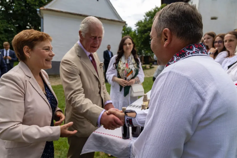 Regele Charles, în vizită la Viscri 38