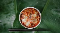 Iaurt, kefir, kimchi și kombucha / Ce au observat oamenii de știință la persoanele care consumă frecvent alimente fermentate