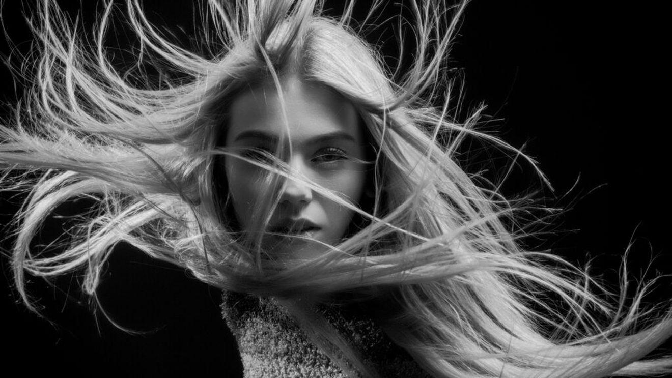 Alimente care stimulează creșterea părului și previn căderea acestuia/Carne, soia, fasole, ouă, semințe, avocado – toate conțin substanțe ce contribuie la sănătatea podoabei capilare