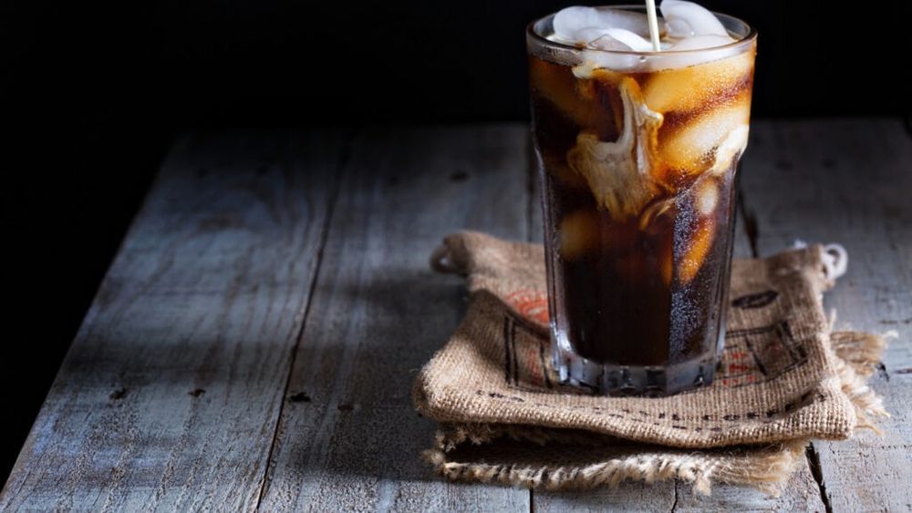 Cafeaua cu gheață, risc ascuns în zilele caniculare / De ce trebuie evitată când temperaturile cresc