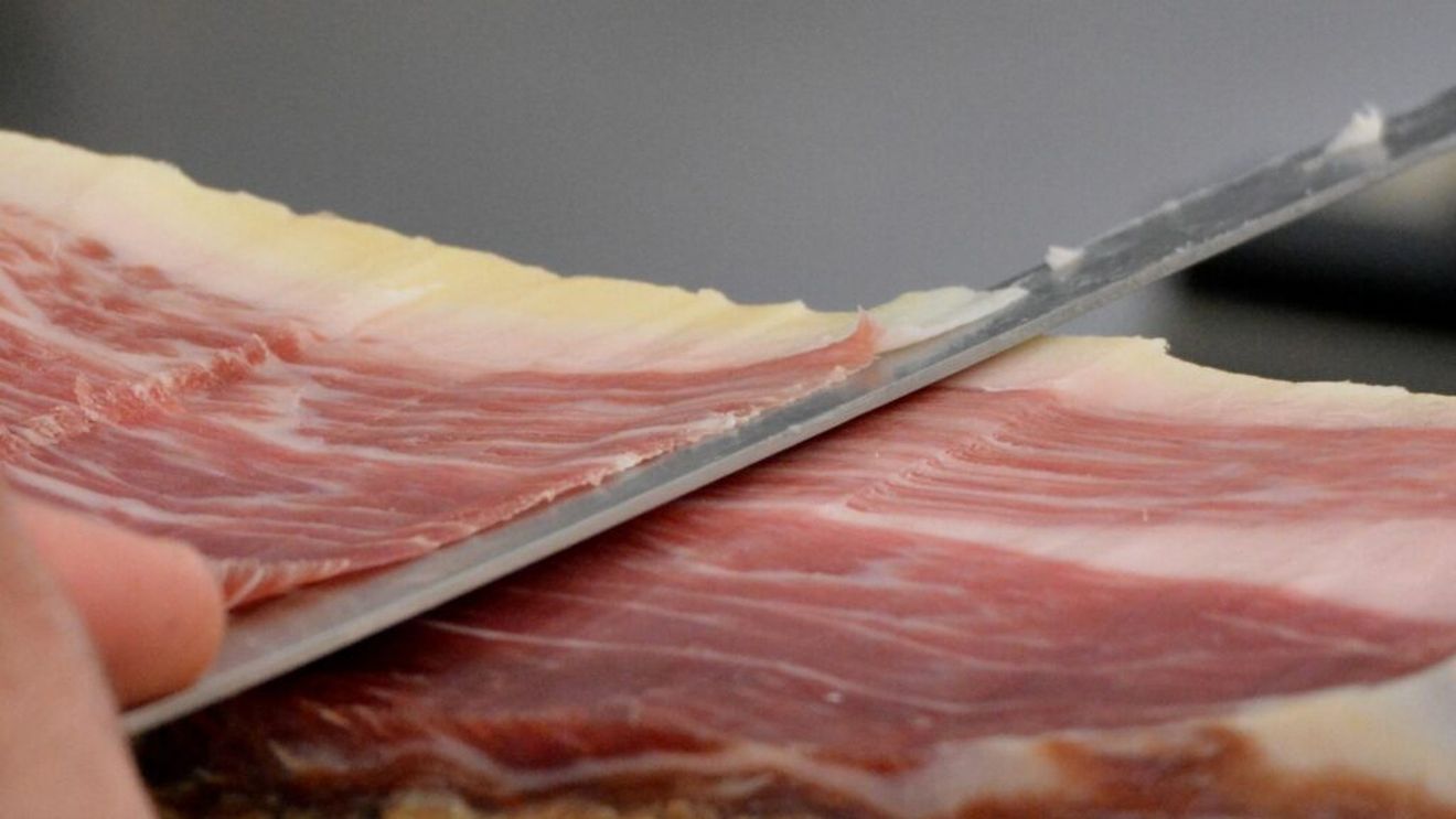 Prosciutto de Parma, pe cale de dispariție? Cum afectează schimbările climatice și febra porcină africană unul dintre cele mai iubite delicii italiene