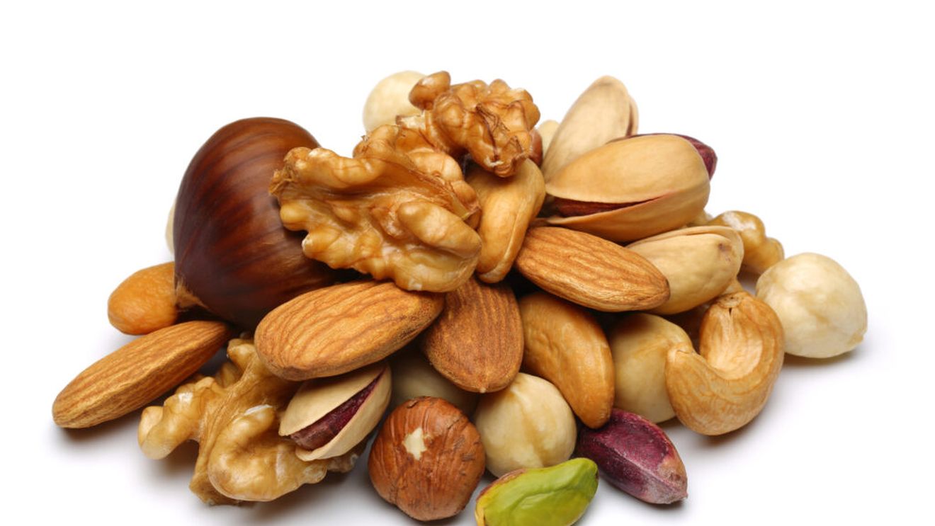Care sunt cele mai sănătoase nuci? Trei nutriționiști au dat exact același răspuns / Sunt bogate în proteine, fibre și vitamina E
