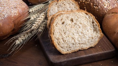 Cum să mănânci pâinea sănătos și cu ce să o combini pentru a nu lua în greutate/Este unul dintre cele mai vechi alimente și o excelentă sursă de nutrienți