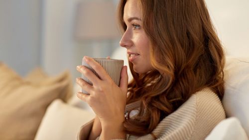 Cel mai bun ceai pentru un somn liniștit, potrivit Cleveland Clinic. Combate anxietatea, gândurile nedorite și induce somnolența