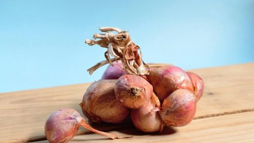 9 beneficii impresionante pentru sănătate ale cepei/ Această legumă plină de nutrienți îți poate ajuta inima, reduce tensiunea, colesterolul și trigliceridele/ Chiar ar putea preveni diabetul și unele tipuri de cancer