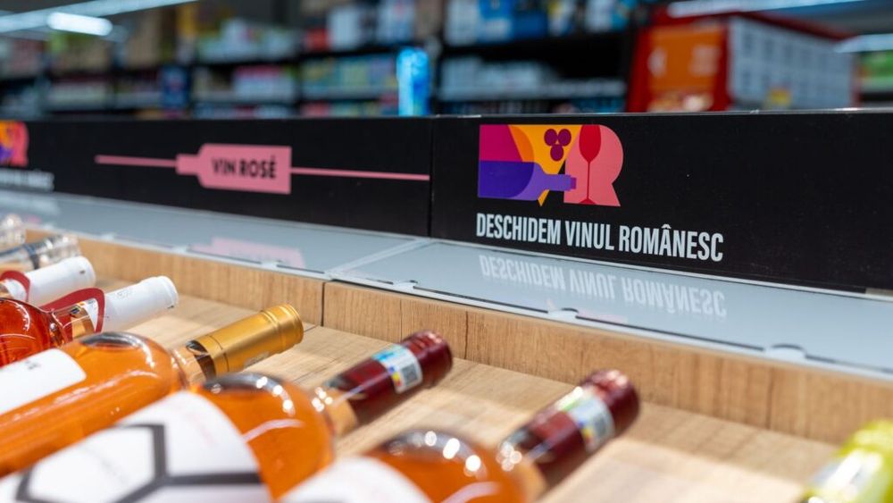 Vinurile românești vor fi în centrul atenției la Young Island Festival, prin programul Carrefour „Deschidem Vinul Românesc”