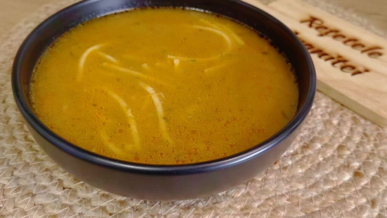 VIDEO | Rețetele Juanitei | Supă de oase de vită – rețetă și beneficii pentru sănătate/ De secole, este folosită atât ca bază pentru alte preparate, cât și ca remediu natural pentru întărirea organismului