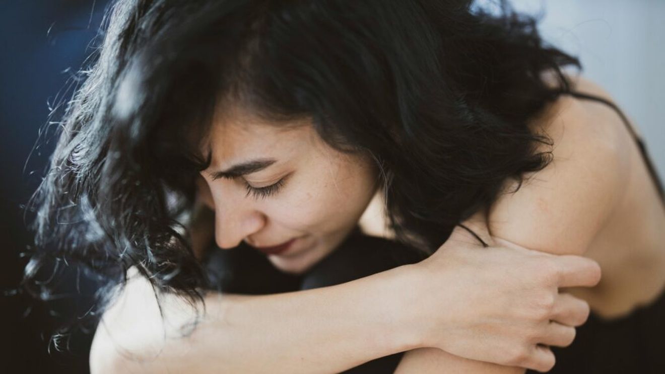 Un medic le sfătuiește pe femei ce alimente să mănânce pentru a atenua sindromul premenstrual