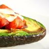 Avocado, nu doar un aliment la modă, ci o combinație de elemente esențiale pentru imunitate