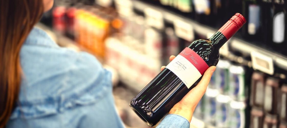 Mitul consumului moderat de alcool a apus. Chiar și un singur pahar pe zi crește riscul de deces prematur