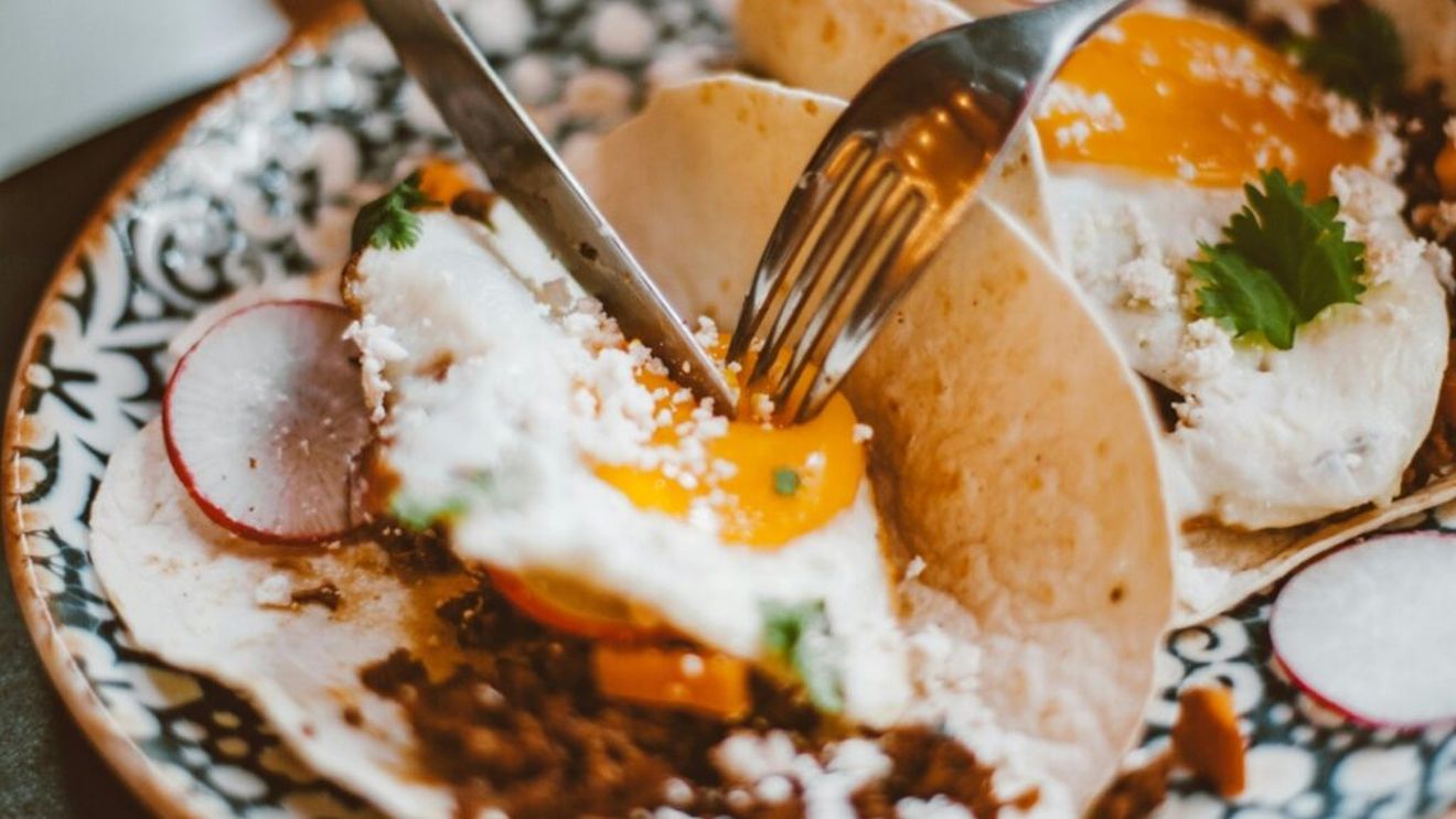 Ouăle, cel mai sănătos și hrănitor aliment de pe pământ/ 6 motive pentru sunt numite “multivitaminele naturii”: Hrănesc creierul, protejează ochii, îmbunătățesc profilul colsterolului și ajută la slăbit