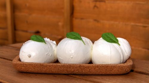 Mozzarella, monitorizată cu ajutorul Inteligenței Artificiale, pentru a depista falsurile / Robotul poartă numele unei bivolițe