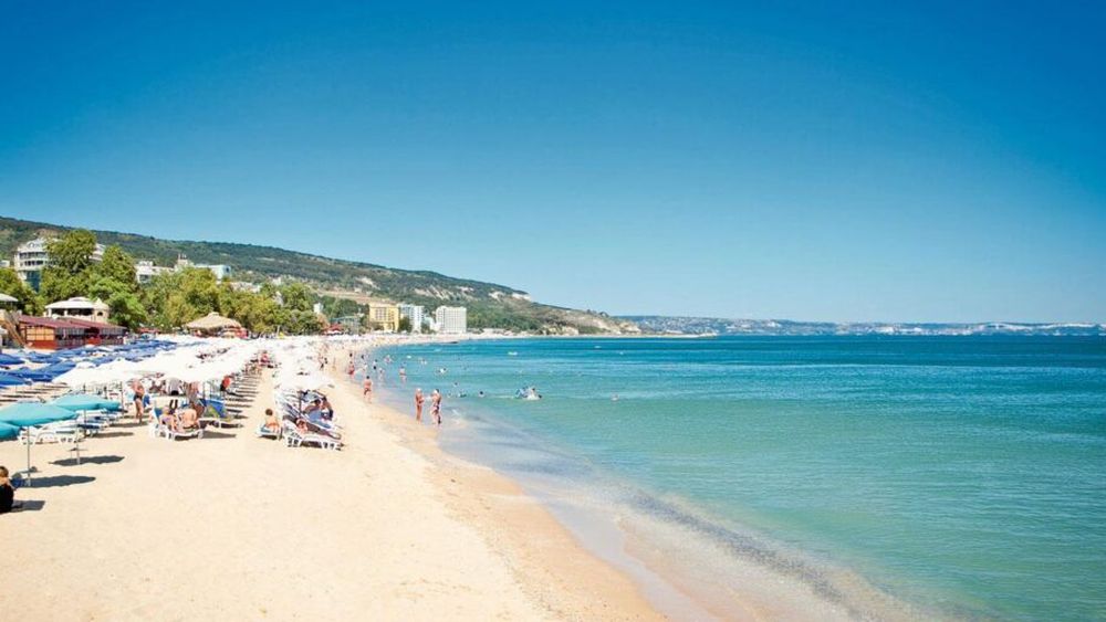 Stațiunea bulgărească Sunny Beach este pe primul loc în clasamentul cu cele mai ieftine vacanțe de familie din Europa/ Bulgarii vor include un fond de garantare în Legea turismului