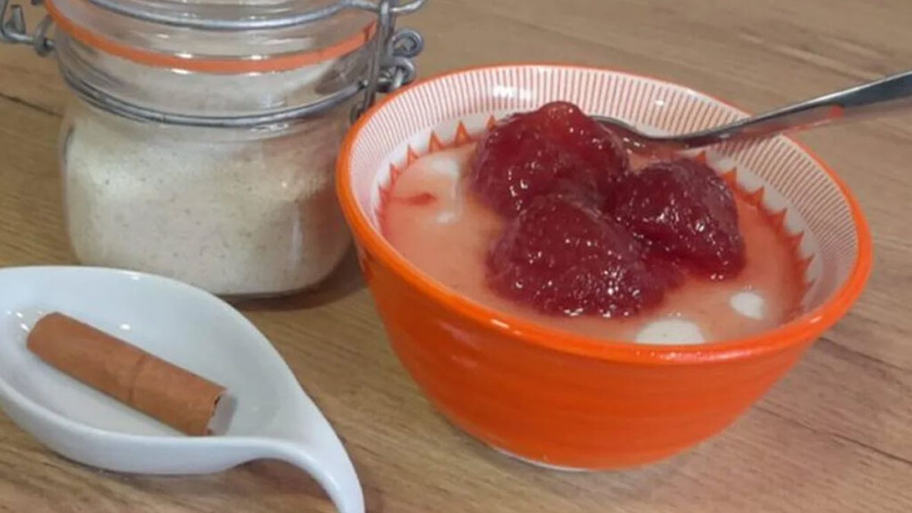 Deserturile simple pe care ni le făcea bunica. Trei variante dulci, cu lapte, pe care le poți pregăti copilului pentru micul dejun sau gustare: cu orez, griș sau fidea