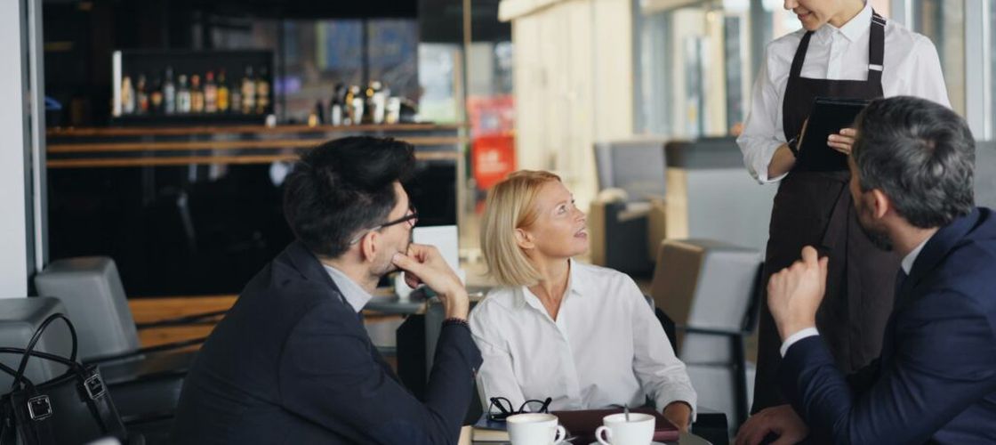 Program de sprijin pentru antreprenorii HoReCa: înscrieri deschise până pe 3 mai