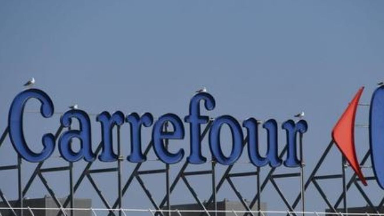 Magazinele Carrefour din Polonia vor fi cumpărate de guvern, pentru a crea un retailer alimentar de stat, care să combată „dominația lanțurilor de discount străine”/ Carrefour și-a anunțat intentenția de a vinde și în România