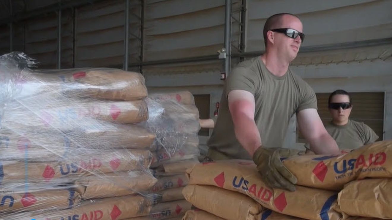 Tone de alimente destinate copiilor suferinzi de malnutriţie vor fi incinerate pentru că au expirat/ Administrația Trump criticată de senatorii democrați