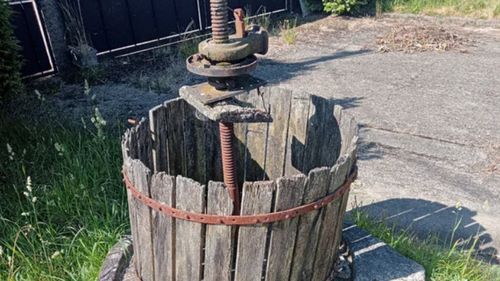 Acoperişul Teascului de la Batoş, de la Muzeul Etnografic din Reghin (Mureș), va fi restaurat/ Teascul este din 1860 și era utilizat la zdrobitul strugurilor