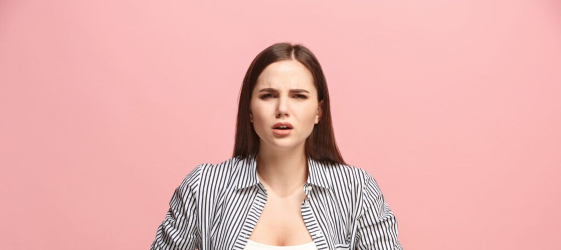 „Credeam că sunt alergică la gluten, dar eram alergică la fostul meu”. Ce legătură pot avea relațiile stresante cu sănătatea intestinală