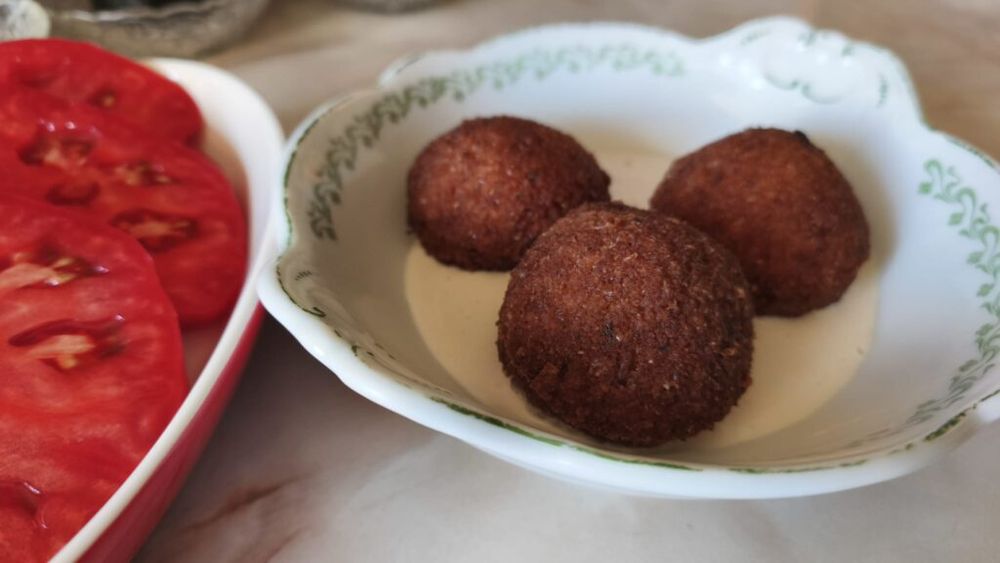 VIDEO | Falafel, chiftelele arabe din leguminoase, perfecte pentru vegetarieni sau pentru perioada de post care tocmai începe