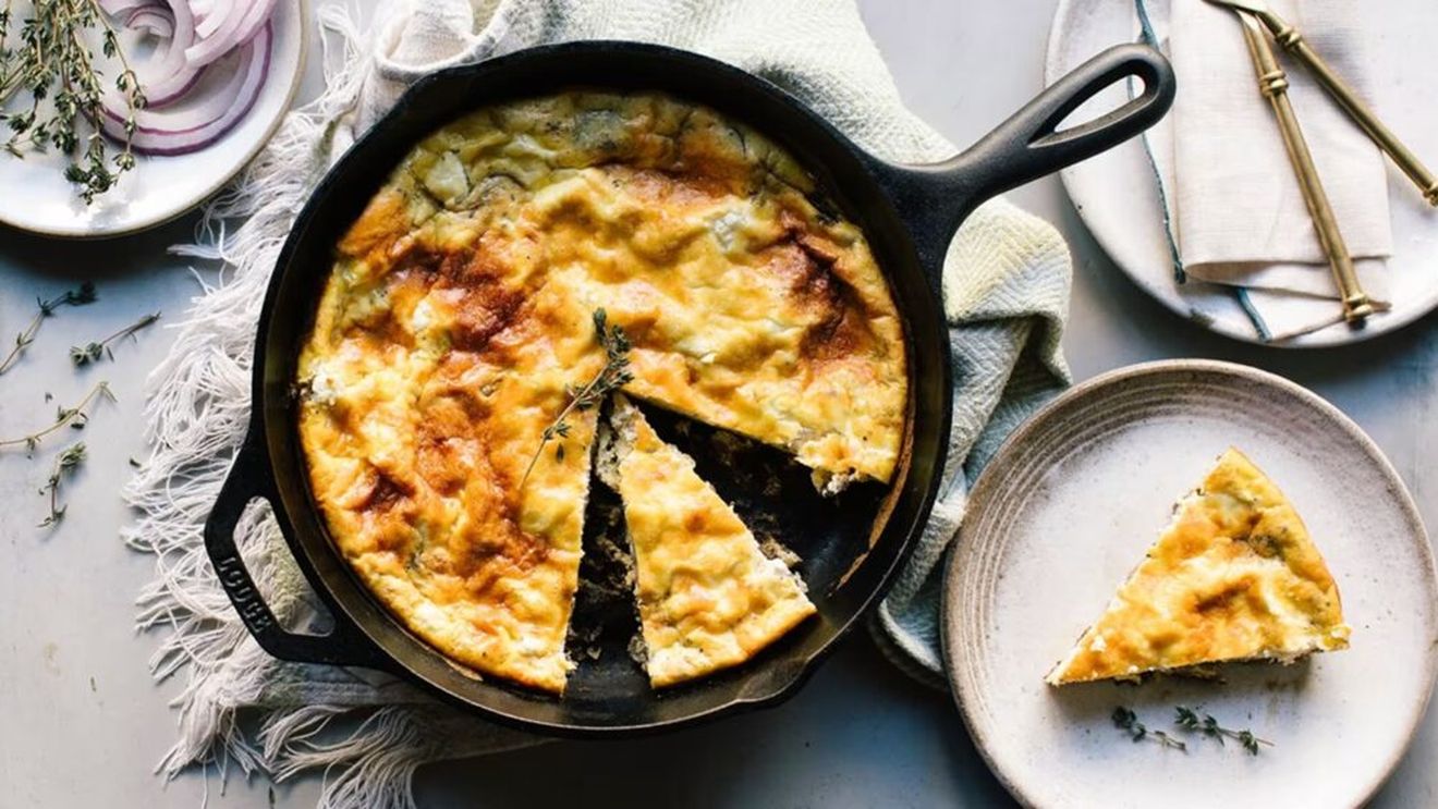 Frittata cu ciuperci și brânzeturi / O rețetă savuroasă și ușor de preparat, ideală pentru un mic dejun gustos și hrănitor