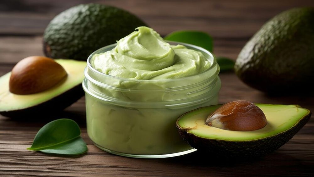 Maioneză de avocado, alternativa vegetală la maioneza clasică din ou. Rețetă ultrarapidă